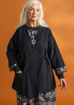 Blusar-Gudrun Sjödén Vävd kimono i ekologisk bomullsdobby Svart